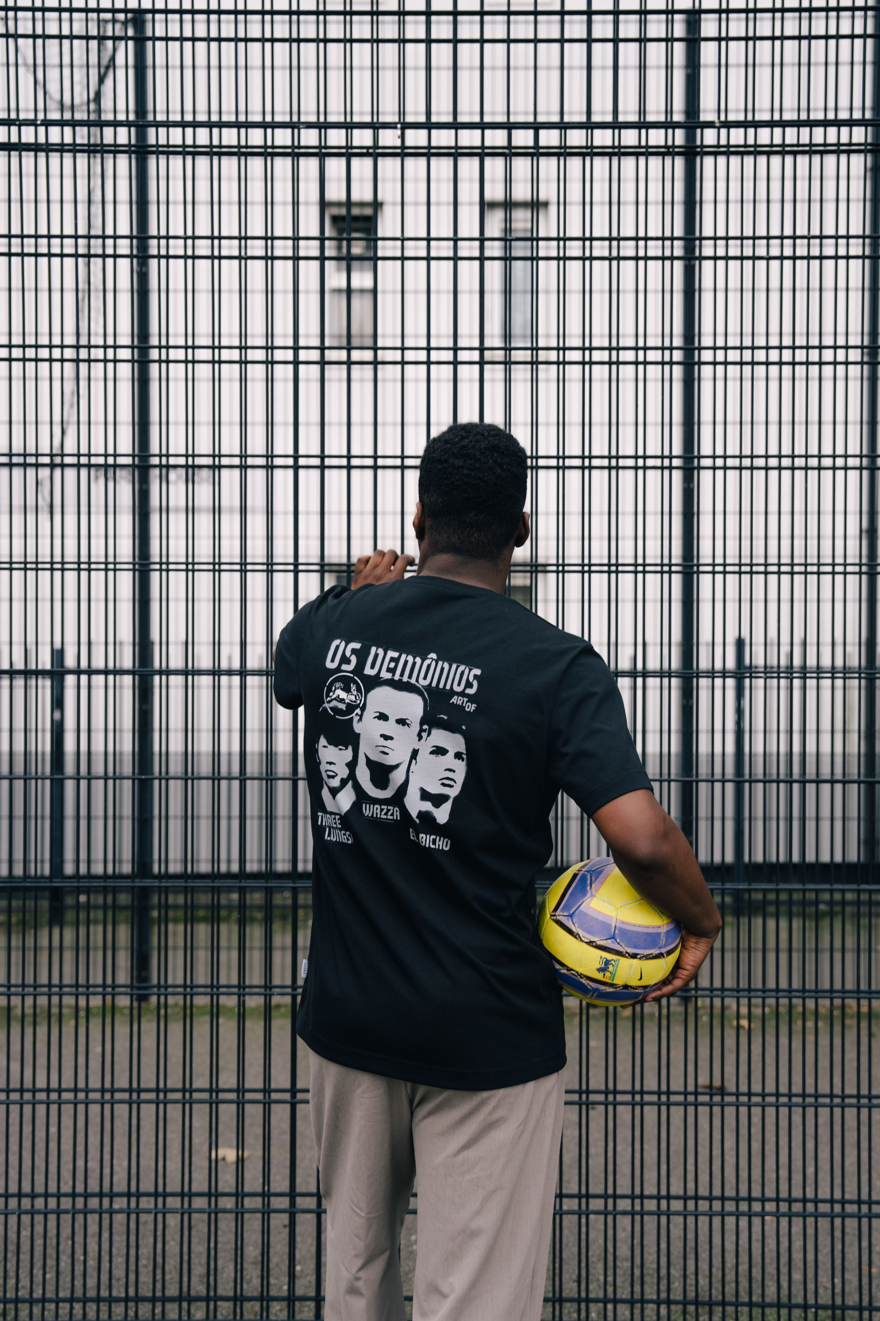 ART OF Secret Tournament Os Demônios | Black Graphic Football T-shirt